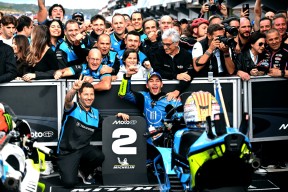 爱游戏ayx网页版 -关于今夜突围战来临；瓦伦西亚围绕欧篮联刷新队史纪录；底气十足；赛程密集仍需轮换的信息